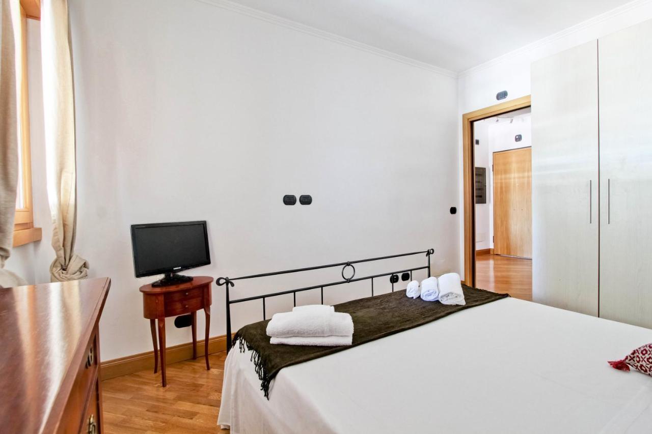 Cozy Terrace Apt Close To Eataly And Metro Piramide Rom Exterior foto